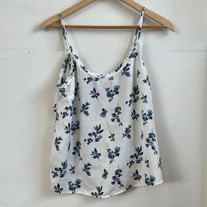 🤍A&Fitch Floral Tank